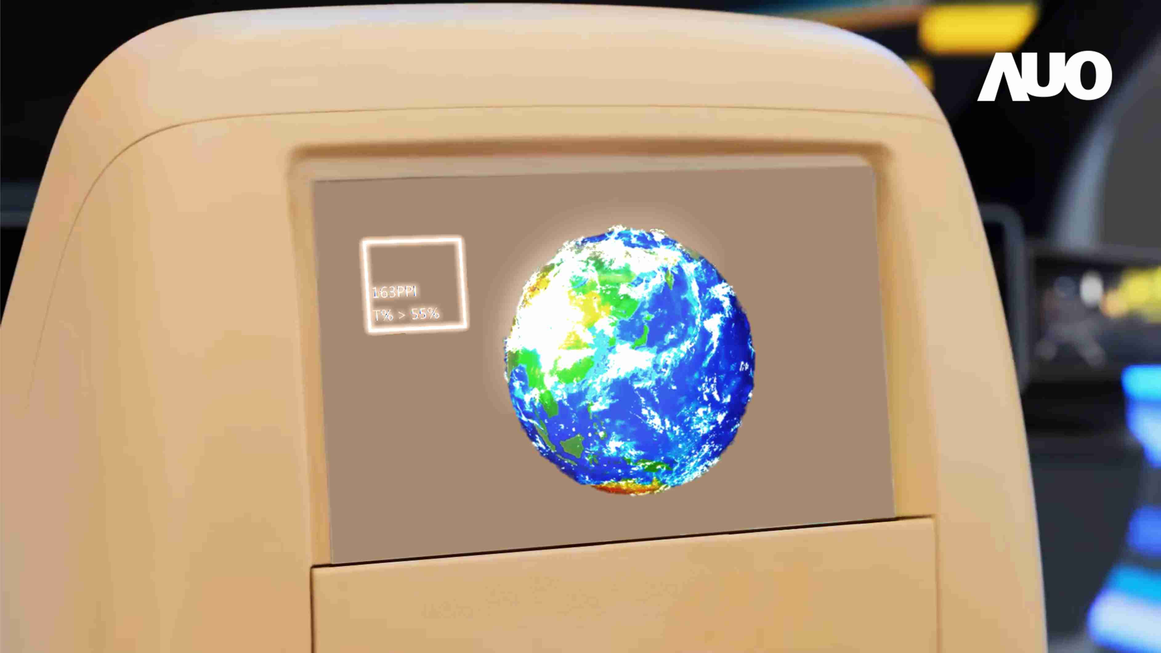 尊龙集团突破设计与制程挑战，，推出全球最高分辨率163ppi的13.5吋透明Micro LED面板，，并积极布局智能车市场，，，以期拓展透明显示应用的可能性